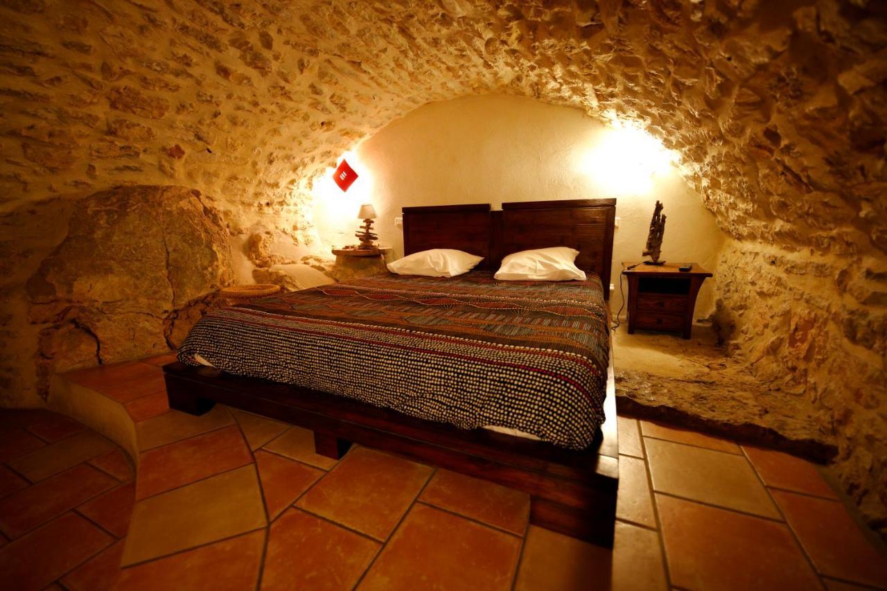 Mas de Coulet Bed and Breakfast Brissac Exterior foto